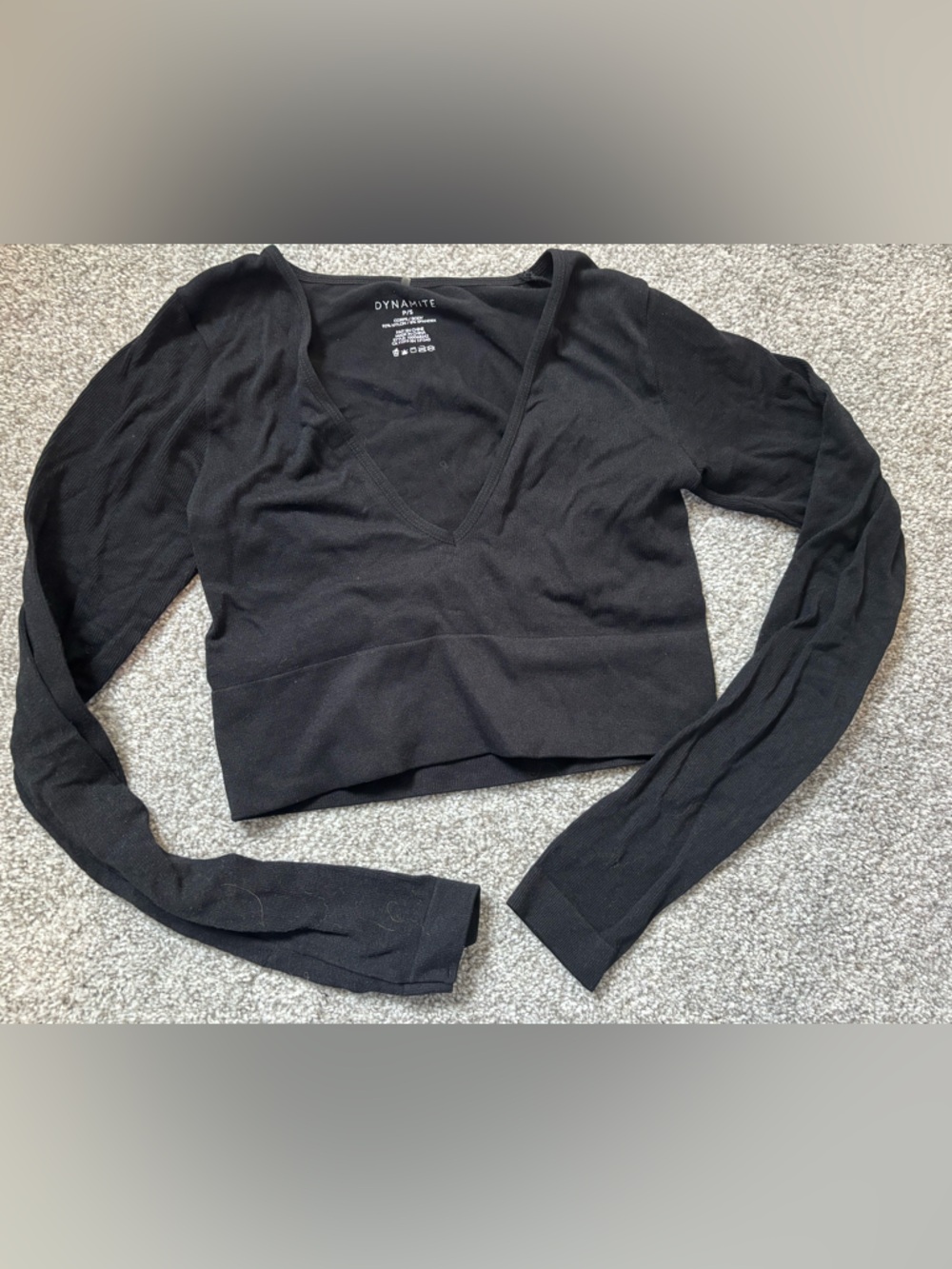 Dynamite: Set of 4 long sleeve Dynamite Body crop tops